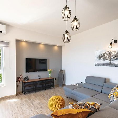 Nice Apartment In Orebic With House Sea View Exterior photo